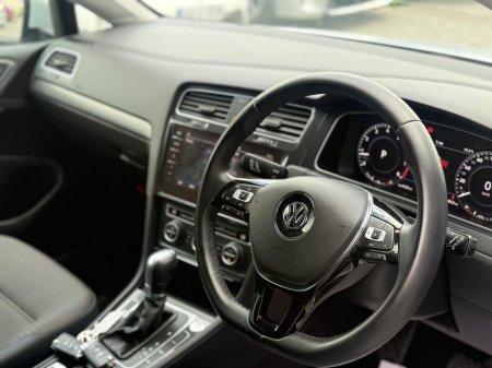 2019 Volkswagen Golf - photo 7