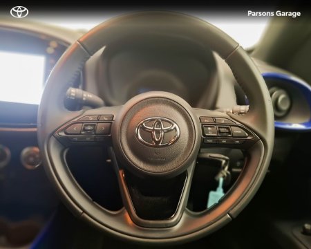 2023 Toyota Aygo X - photo 8
