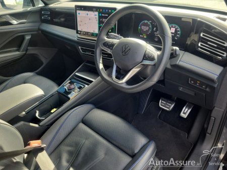 2025 Volkswagen Tiguan - photo 15