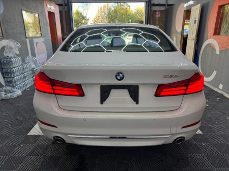 2018 BMW 5-Series - photo 4