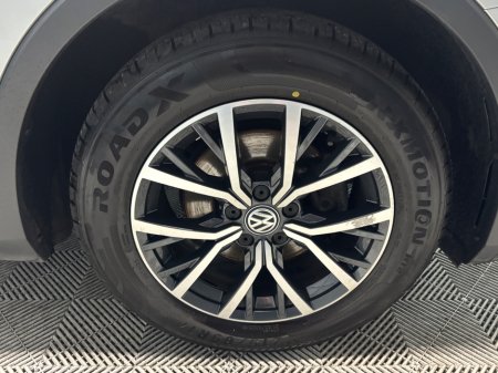 2019 Volkswagen Tiguan - photo 6