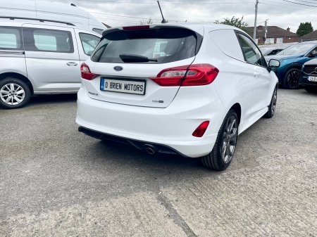2022 Ford Fiesta - photo 14