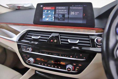 2017 BMW 5-Series - photo 21