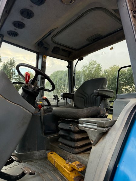 1999 New Holland 8160 - photo 13