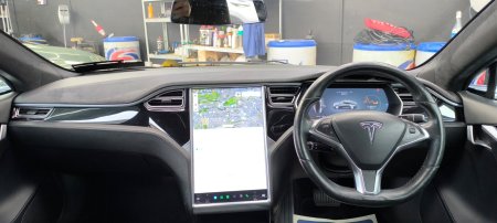 2016 Tesla Model S - photo 18