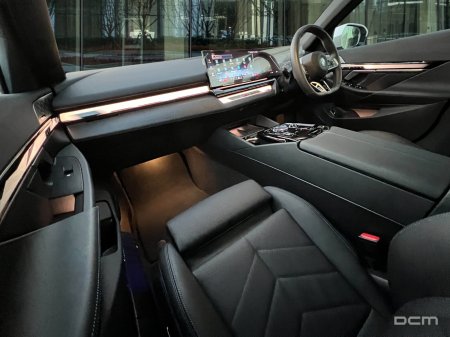 2024 BMW i5 - photo 12