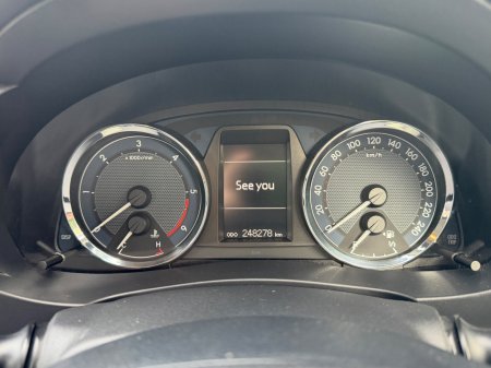 2015 Toyota Corolla - photo 13