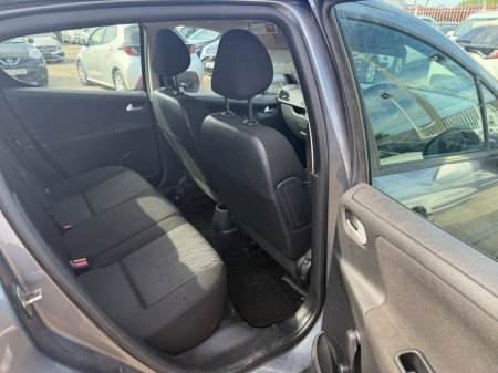 2020 Toyota Yaris - photo 9