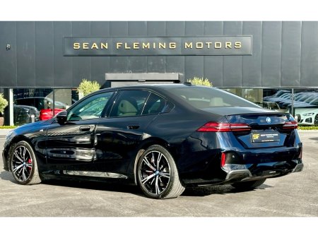 2025 BMW i5 - photo 8