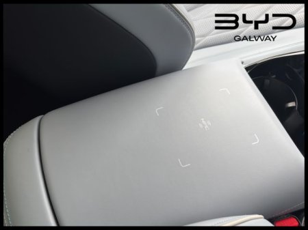 2025 BYD SEAL - photo 32