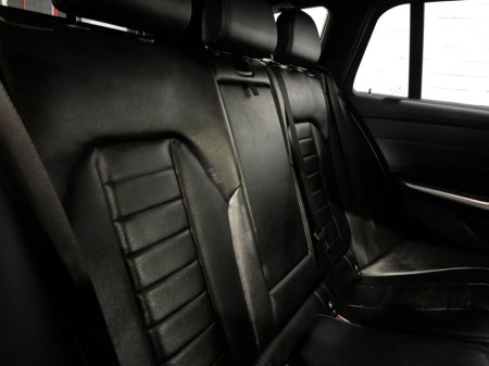 2021 BMW 3-Series - photo 12