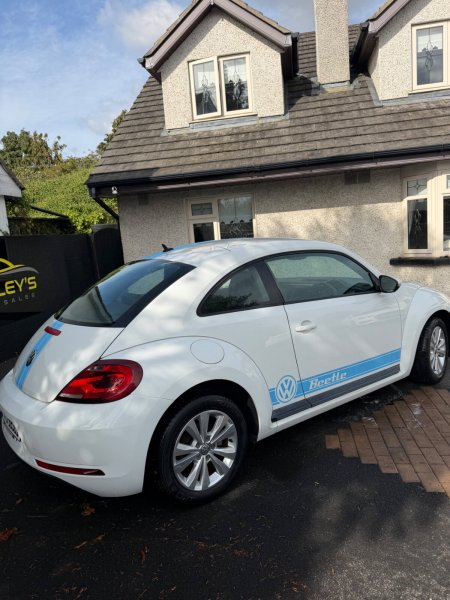 2017 Volkswagen Beetle - photo 5