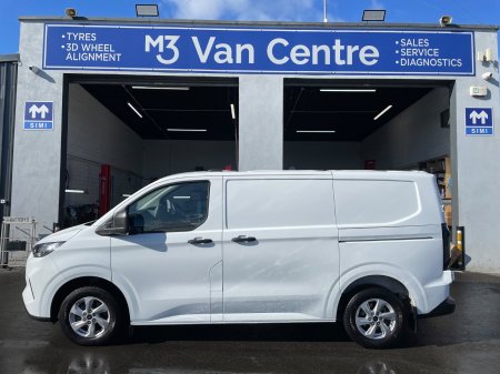 2025 Ford Transit - photo 2