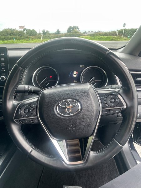 2021 Toyota Camry - photo 11