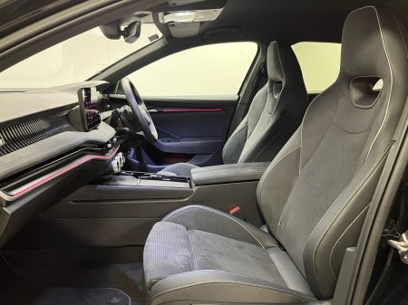 2025 Skoda Superb - photo 17
