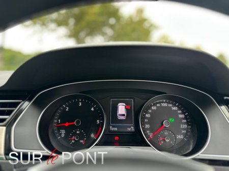 2018 Volkswagen Passat - photo 19