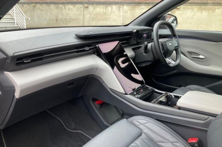 2025 Ford Capri - photo 18