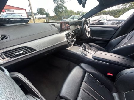 2019 BMW 5-Series - photo 17