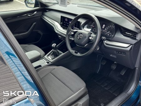 2023 Skoda Octavia - photo 8