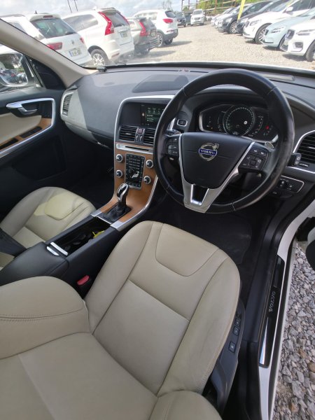 2016 Volvo XC60 - photo 9