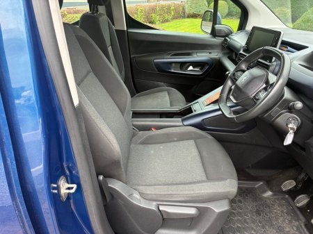2019 Peugeot Rifter - photo 9