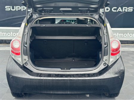 2014 Toyota Aqua - photo 5