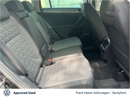 2024 Volkswagen Tiguan - photo 25