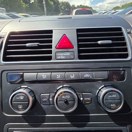 2015 Volkswagen Touran - photo 25