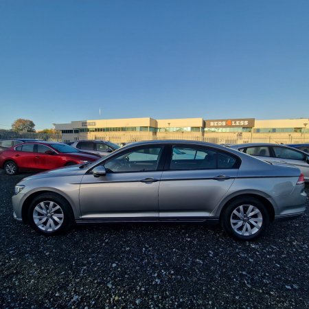 2017 Volkswagen Passat - photo 3