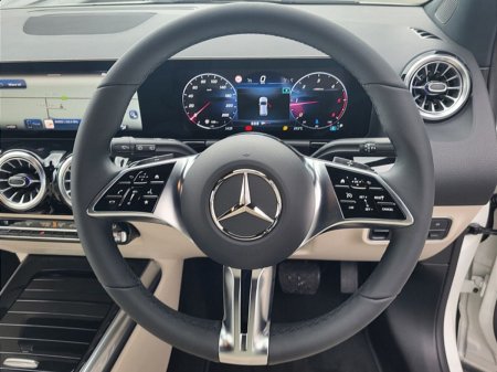 2027 Mercedes-Benz GLA - photo 12