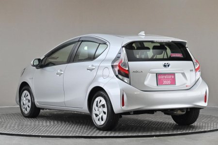 2020 Toyota Aqua - photo 7