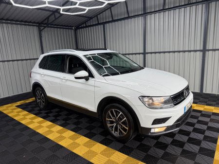 2017 Volkswagen Tiguan - photo 2