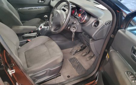 2013 Peugeot 5008 - photo 12