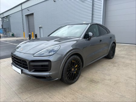2020 Porsche Cayenne Turbo S e-Hybrid 4.0 V8 671 BHP