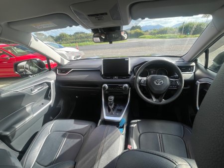 2019 Toyota RAV4 - photo 10
