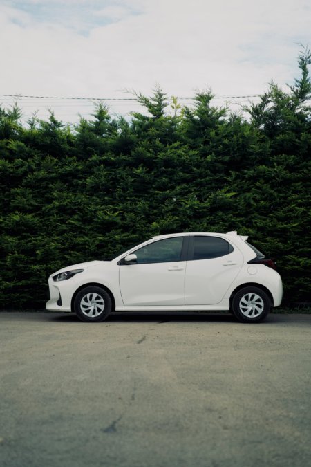 2023 Toyota Yaris - photo 2