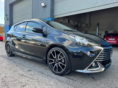 2015 Toyota Aqua - photo 5