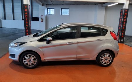 2013 Ford Fiesta - photo 5