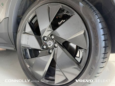 2025 Volvo EX40 - photo 5