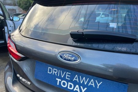 2022 Ford Fiesta - photo 40