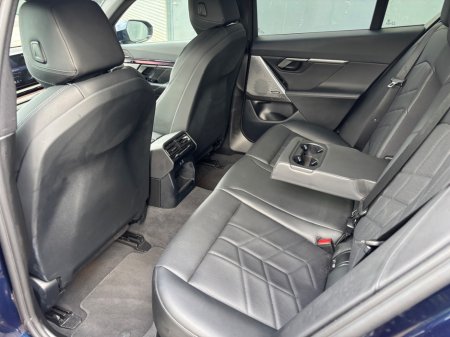 2025 BMW 5-Series - photo 8