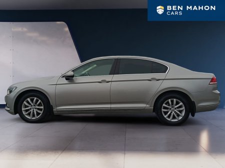 2016 Volkswagen Passat - photo 2