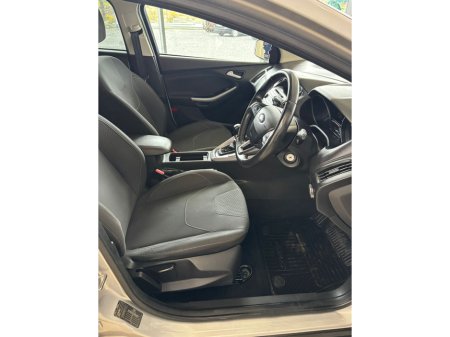 2016 Ford Focus - photo 7