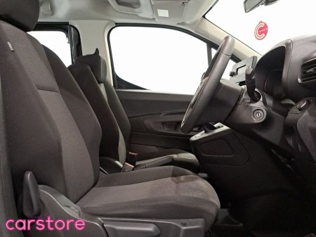 2021 Opel Combo - photo 24