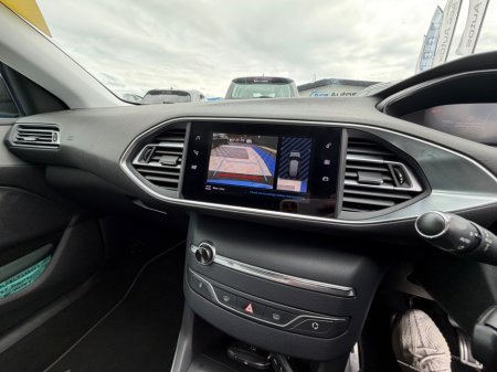 2021 Peugeot 308 - photo 23