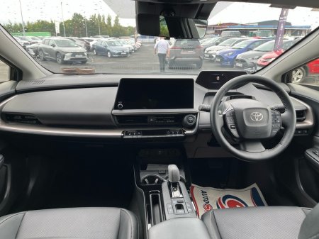 2025 Toyota Prius - photo 8