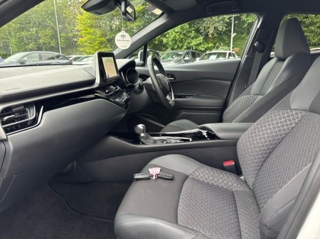 2023 Toyota C-HR - photo 6