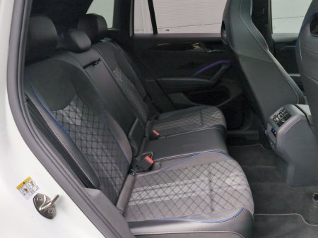 2026 Volkswagen Tiguan - photo 18