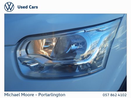 2020 Ford Transit - photo 19