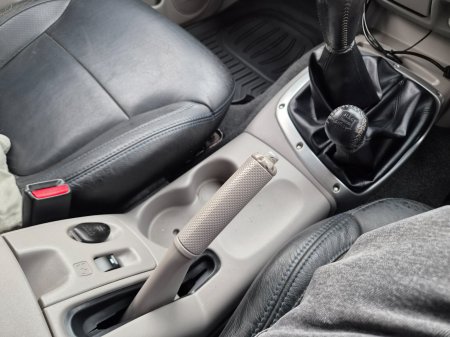 2009 Mitsubishi L200 - photo 23